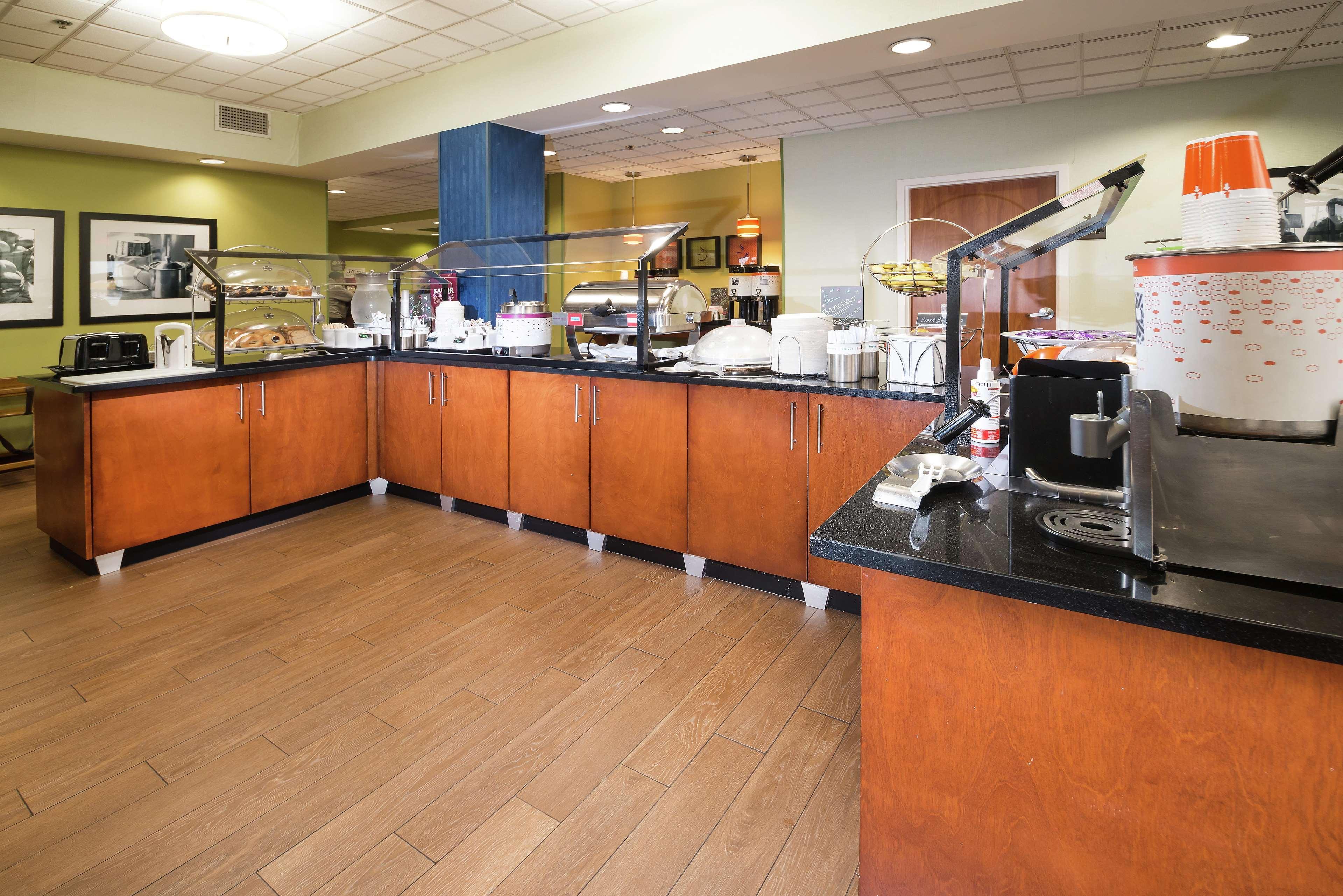 Hampton Inn Tulsa/Broken Arrow Exterior photo